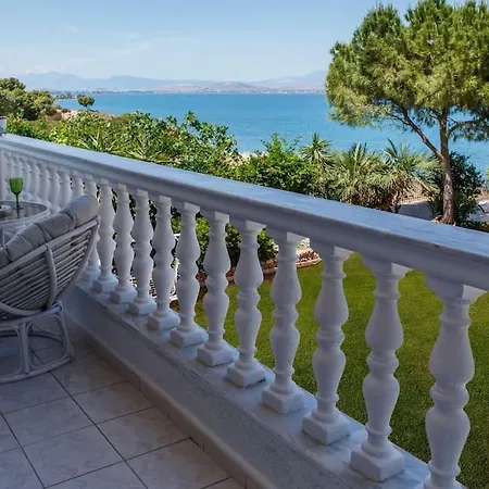 The Castle Panoramic Luxury Evia Dhilesi